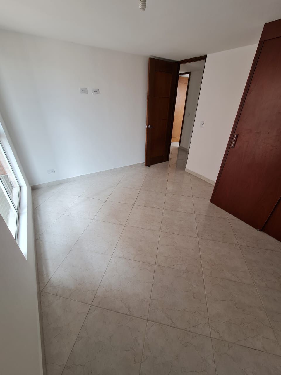 ARRIENDO APARTAMENTO EN LAURELES