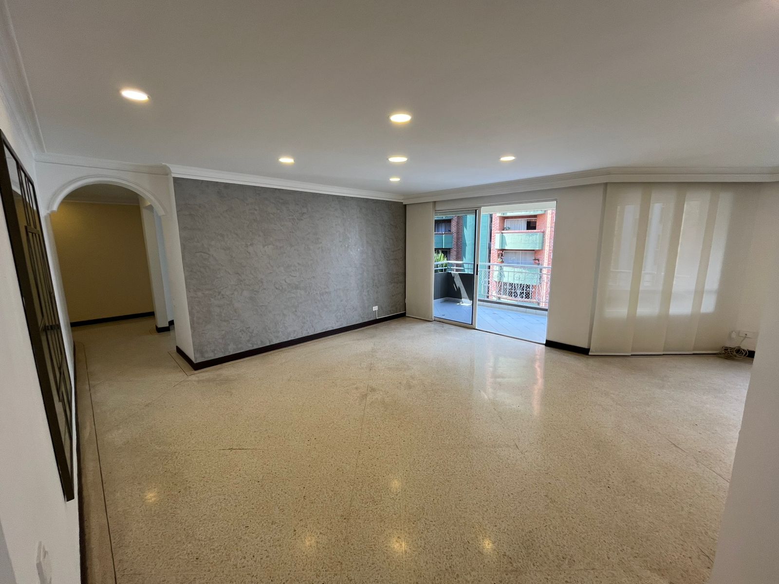 Arriendo Apartamento Sector Laureles las Acacias