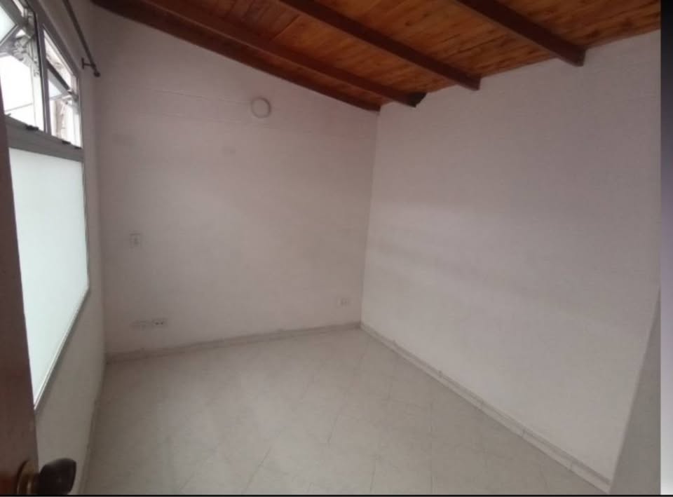 VENDO APARTAMENTO EN LAURELES
