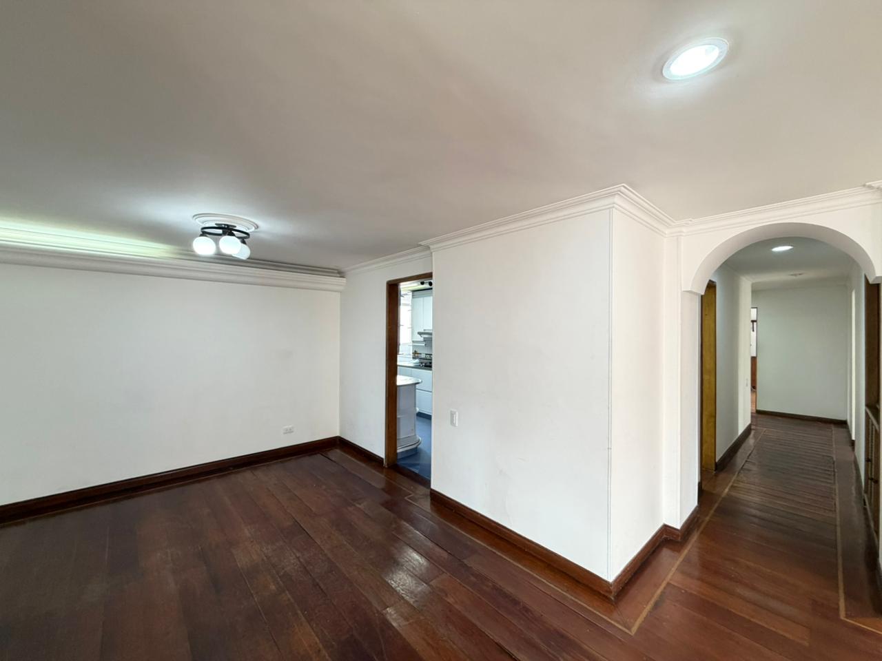 ARRIENDO APARTAMENTO EN LAURELES