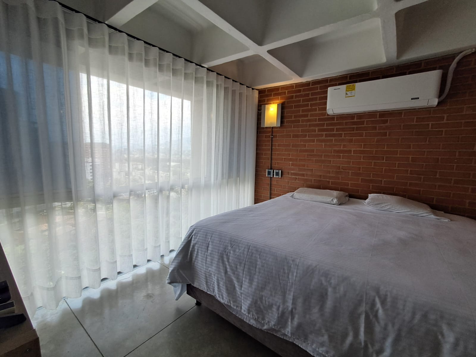 ARRIENDO APARTAESTUDIO EN EL POBLADO ASTORGA