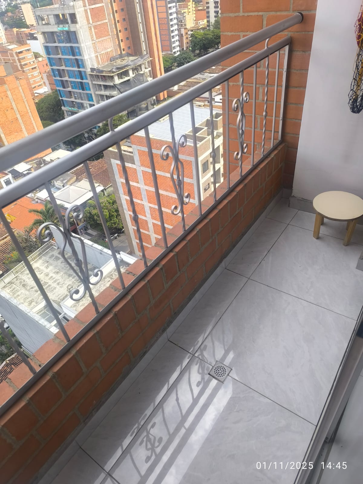 VENDO APARTAMENTO EN CALASANZ PARTE BAJA