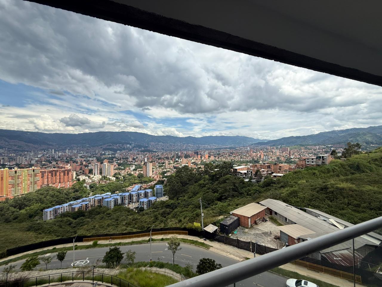 ARRIENDO APARTAMENTO EN CALASANZ PARTE ALTA