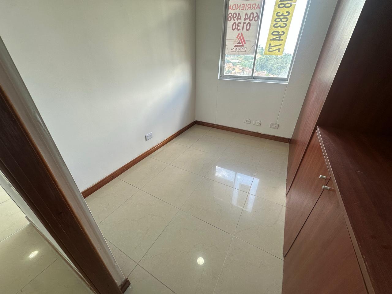 ARRIENDO APARTAMENTO EN LA LOMA DE LOS BERNAL