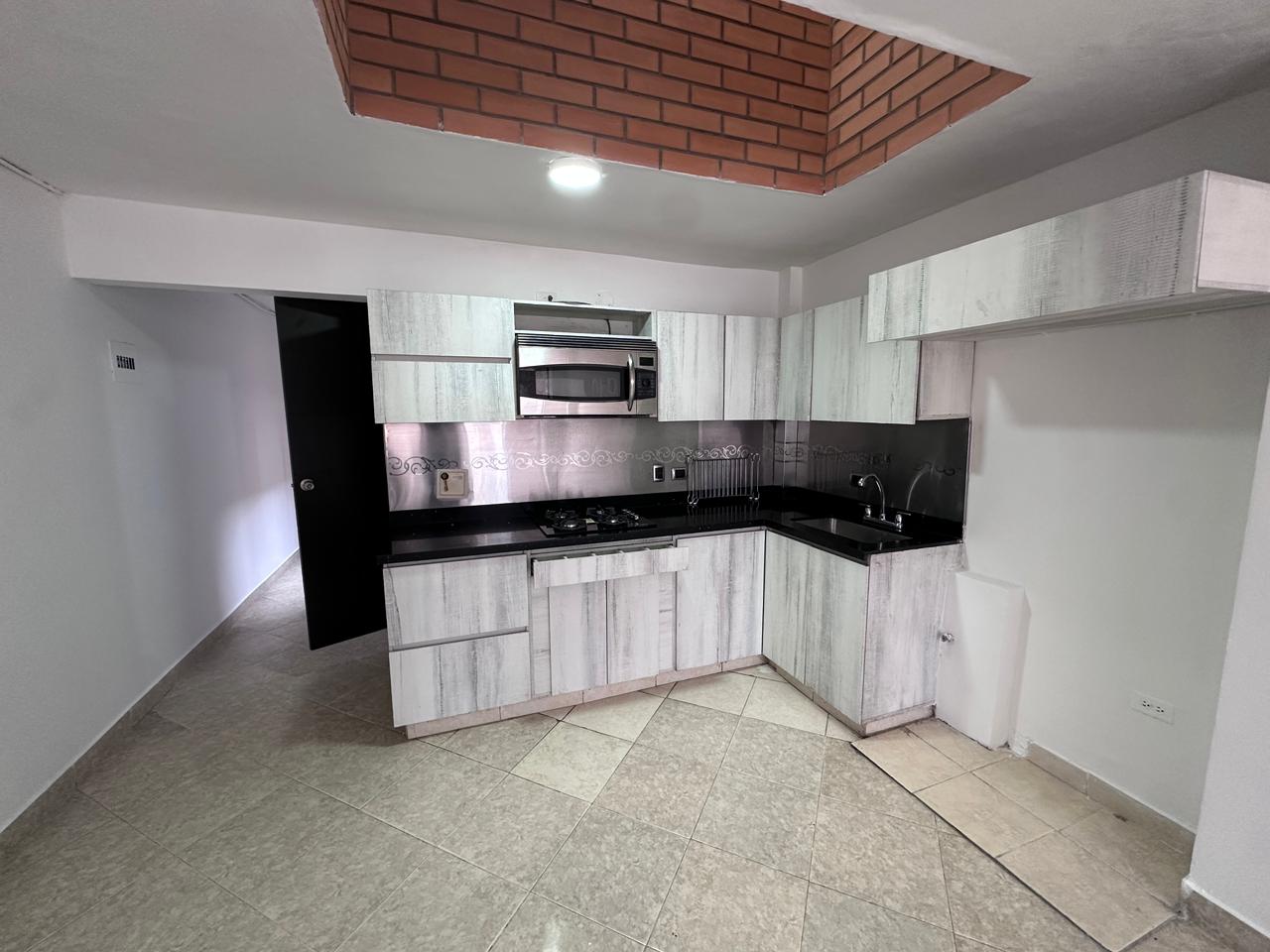 ARRIENDO APARTAMENTO EN SANTA MONICA
