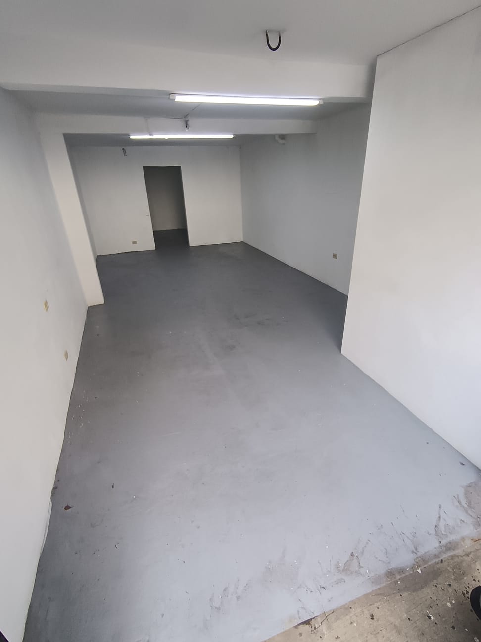 Arriendo Local en Anda Lucia la Francia