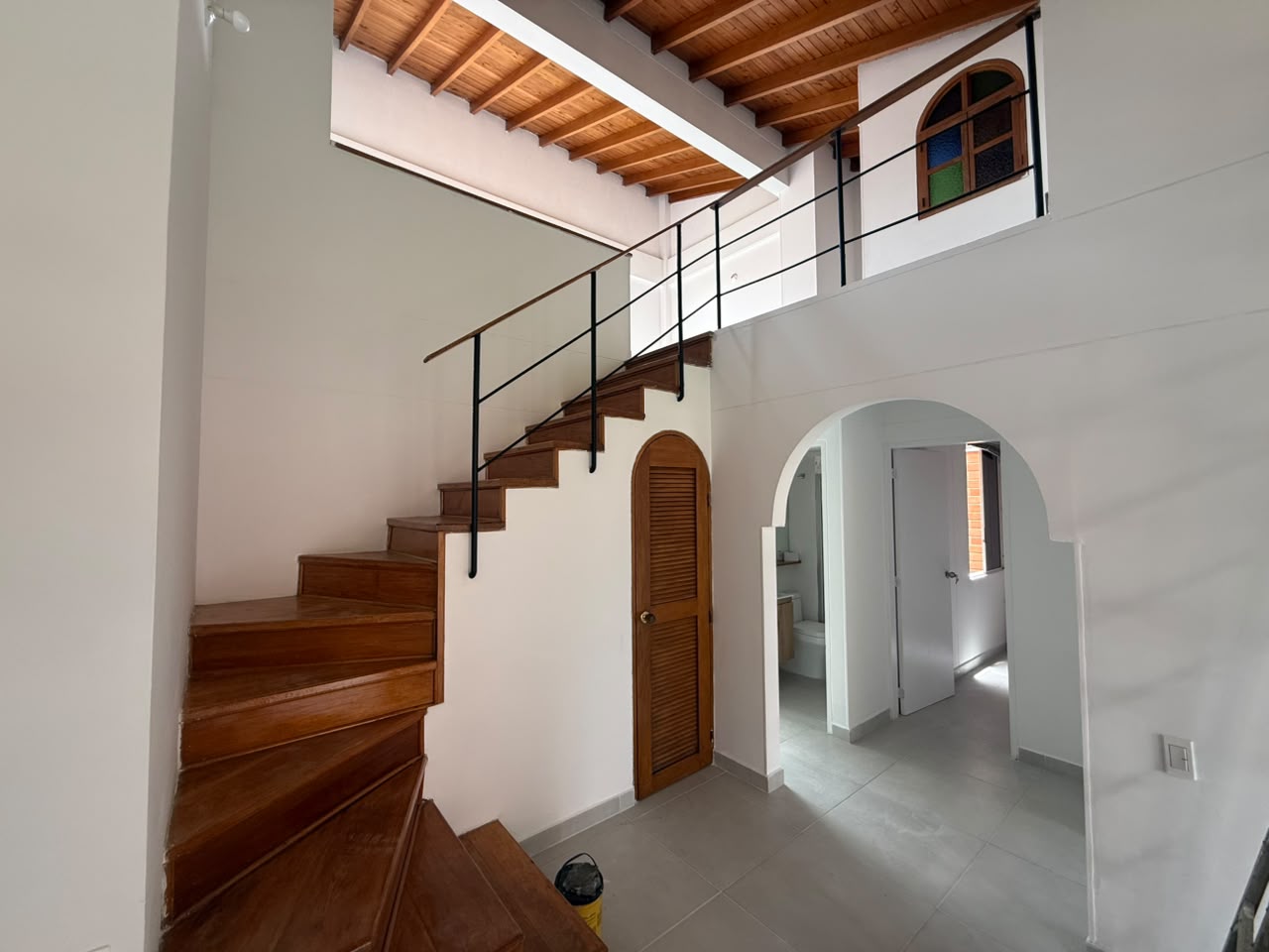 ARRIENDO APARTAMENTO DUPLEX EN CALASANZ