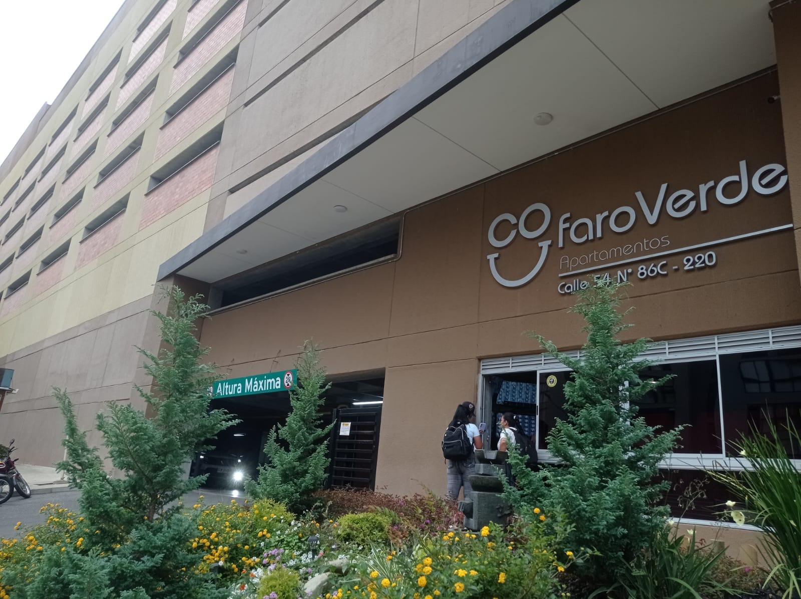 VENDO APARTAMENTO EN CALASANZ