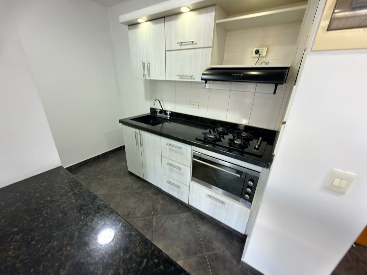 ARRIENDO APARTAMENTO EN CALASANZ PARTE BAJA