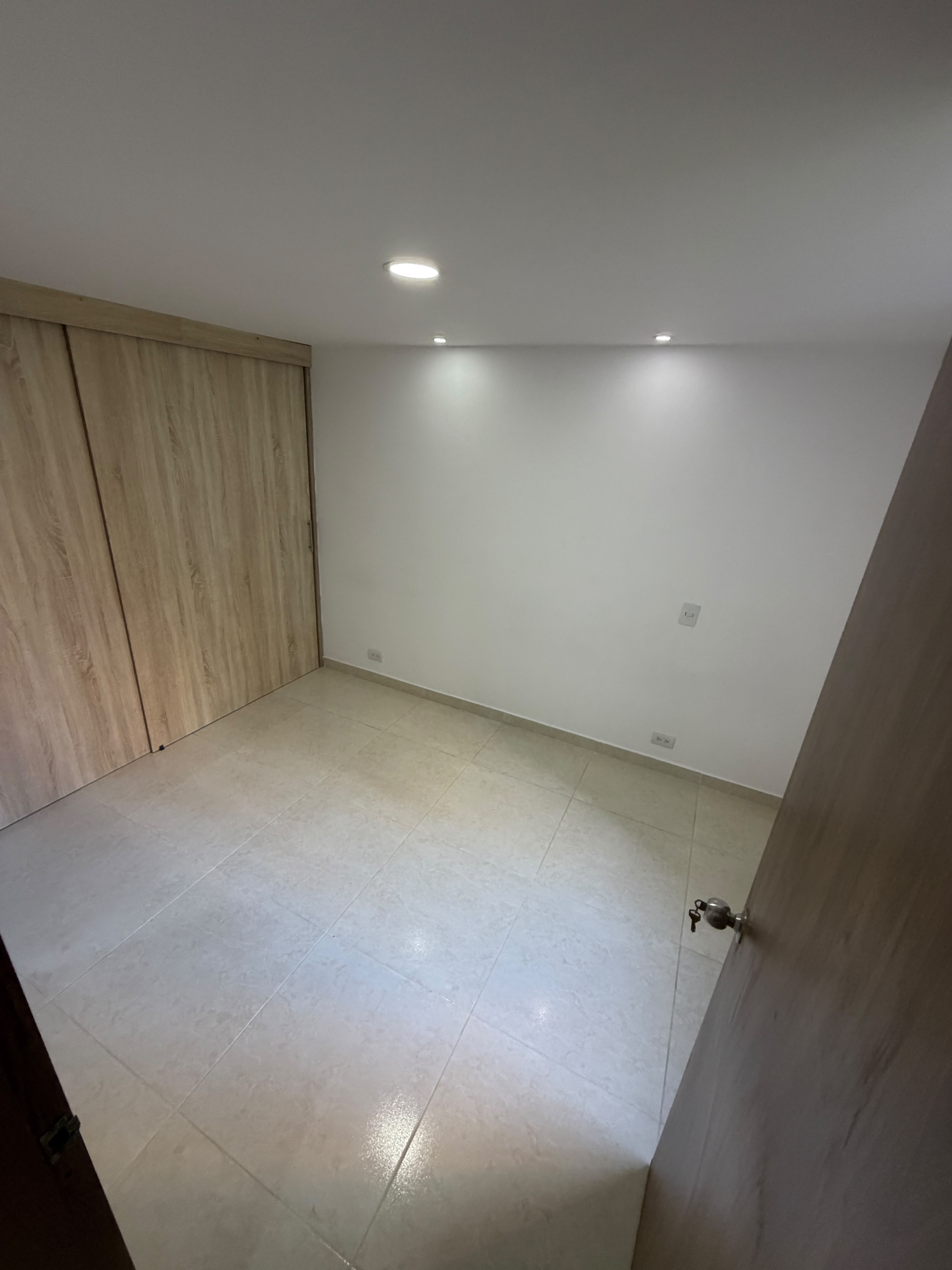Arriendo Apartamento Robledo Pajarito