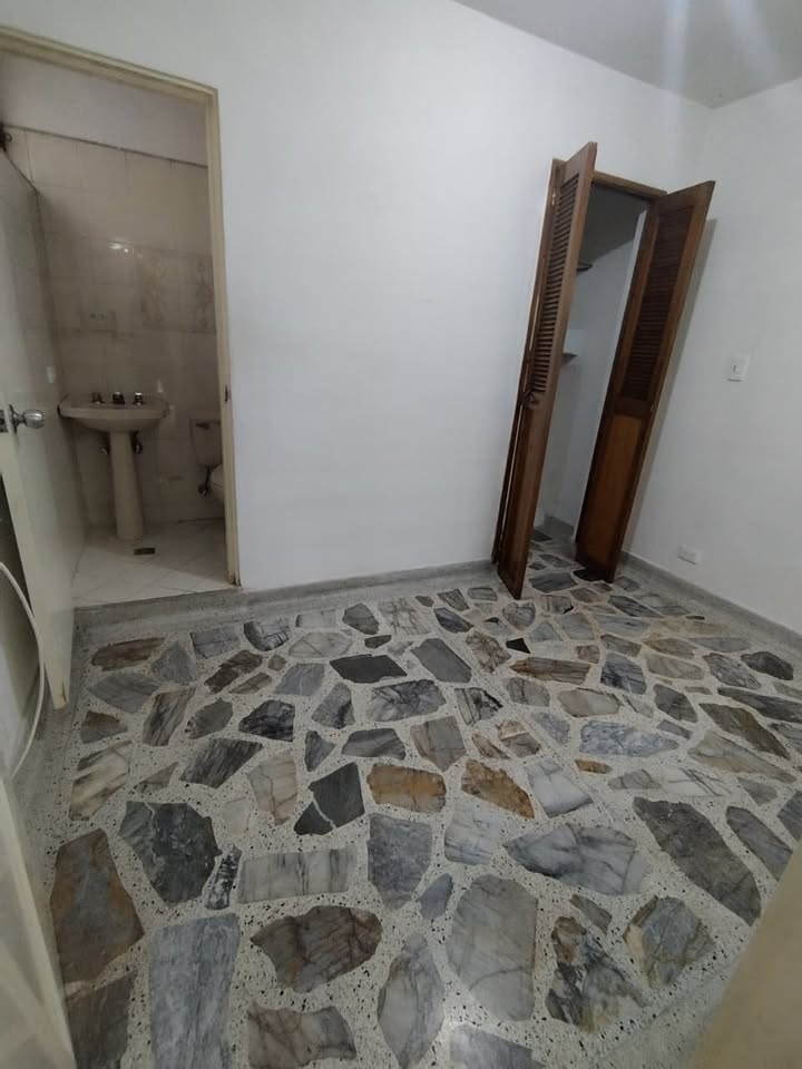 ARRIENDO APARTAMENTO EN LAURELES