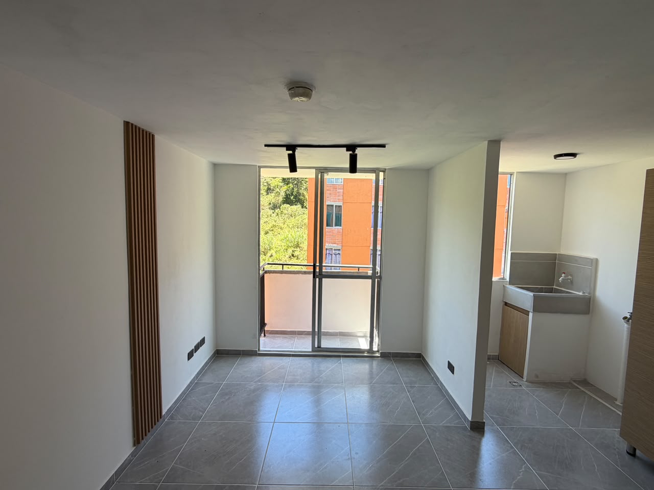 VENDO APARTAMENTO EN ROBLEDO LA  AURORA