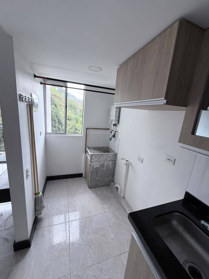 VENDO APARTAMENTO EN CALASANZ