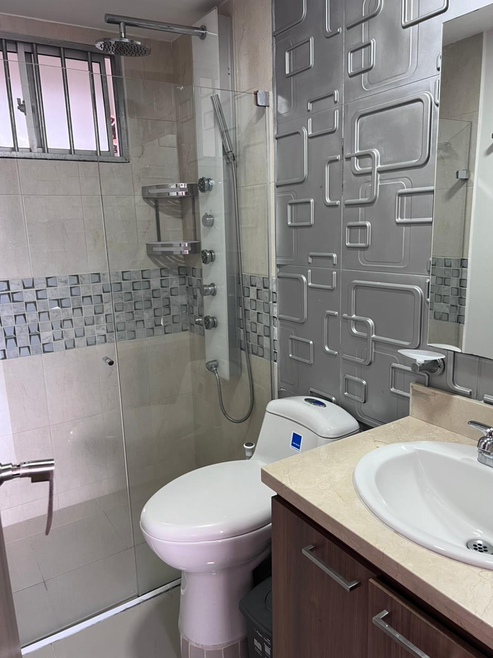 VENDO APARTAMENTO EN SABANETA PARQUE