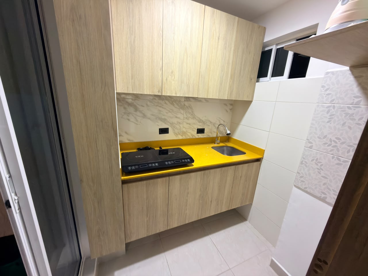 ARRIENDO APARTAMENTO AMOBLADO EN EL VELODROMO