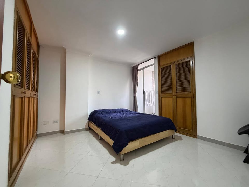 ARRIENDO APARTAESTUDIO EN LA CASTELLANA