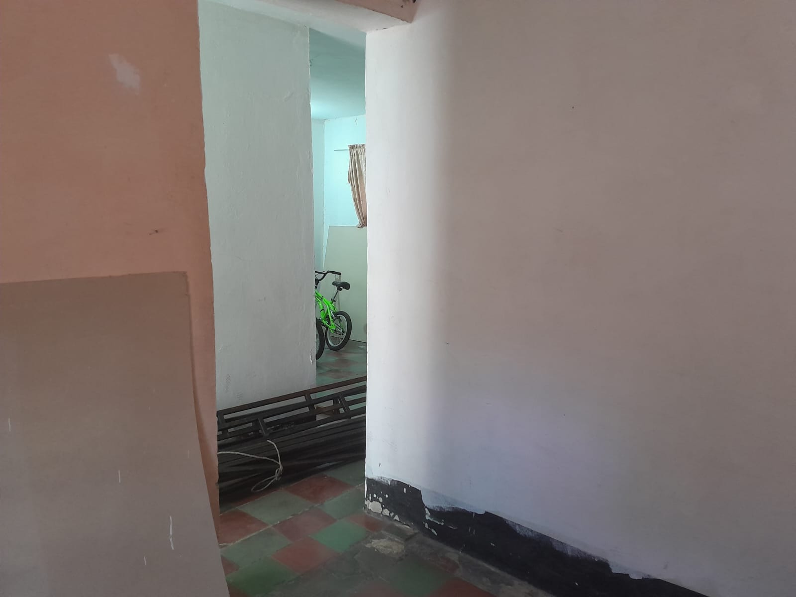 Vendo Casa Dos Niveles Robledo las Margaritas
