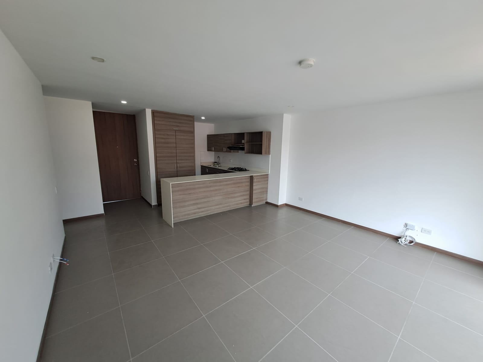 ARRIENDO APARTAMENTO ENVIGADO LOMA DE LAS BRUJAS  BIOCITY GRAND
