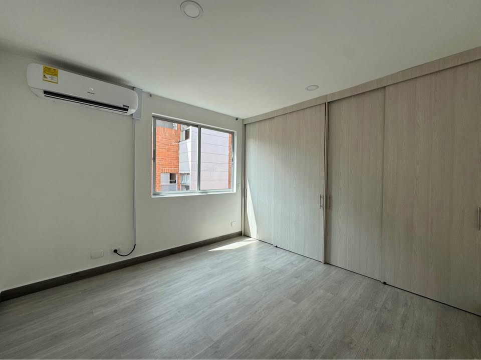 VENDO APARTAMENTO EN ENVIGADO