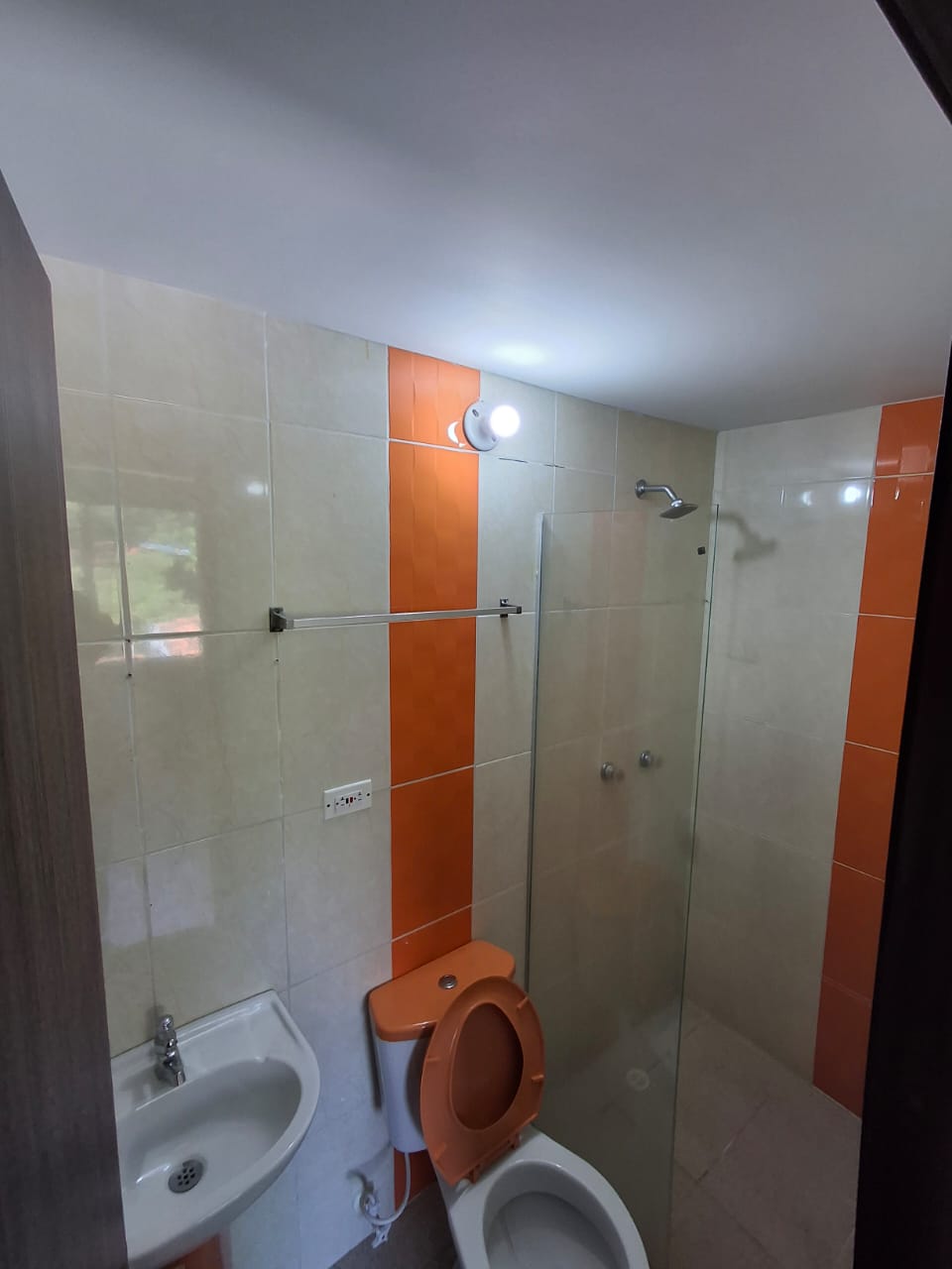 ARRIENDO APARTAMENTO EN SANTA MONICA 2