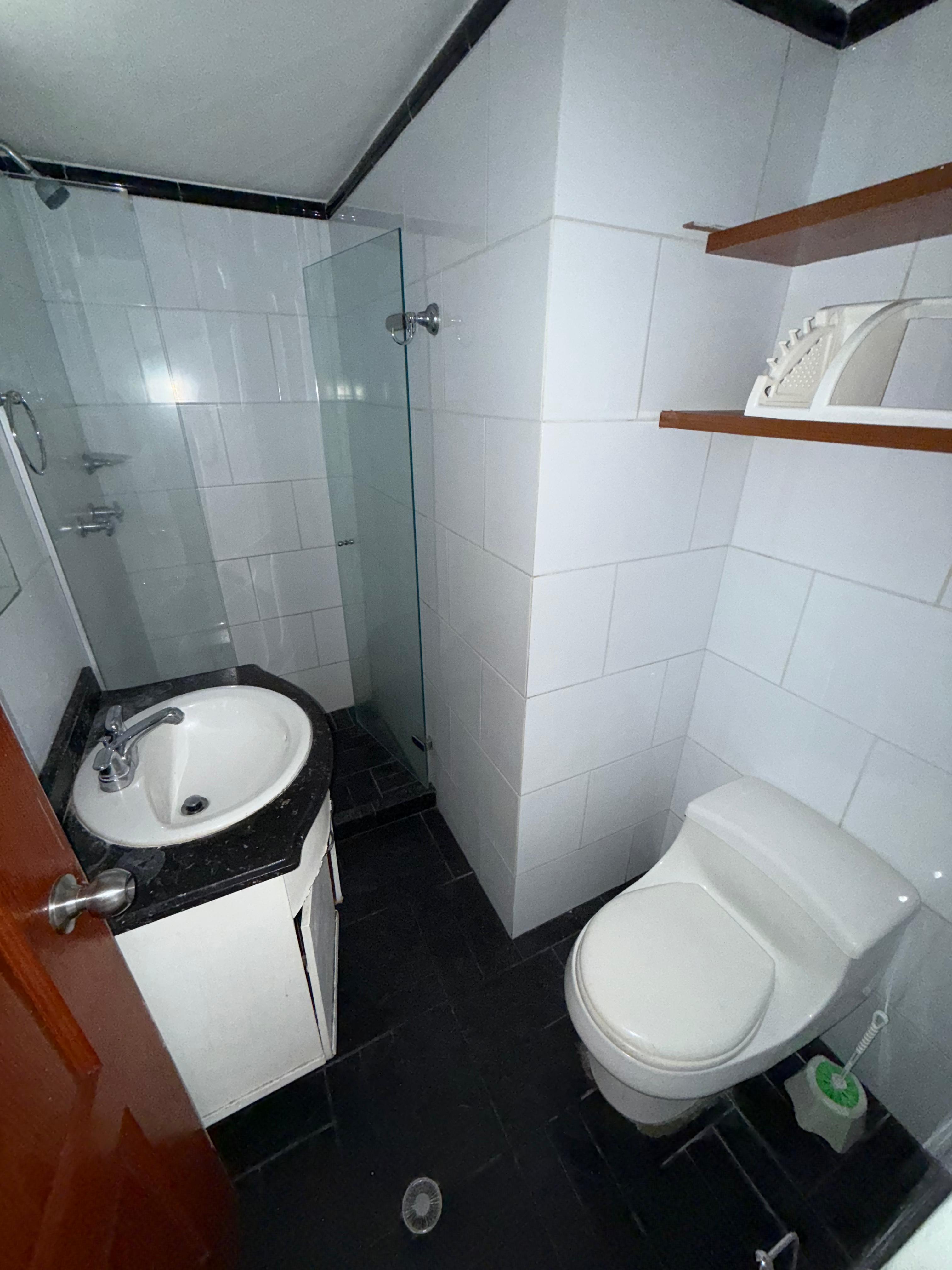 ARRIENDO APARTAMENTO EN LAURELES EL NOGAL