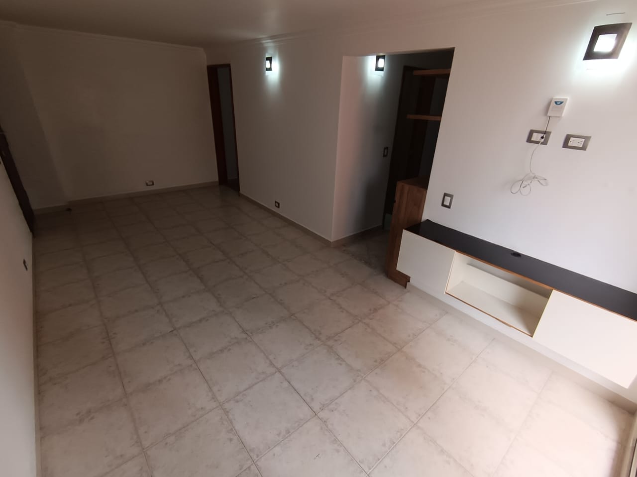 Arrienda Apartamento Loma de los Bernal