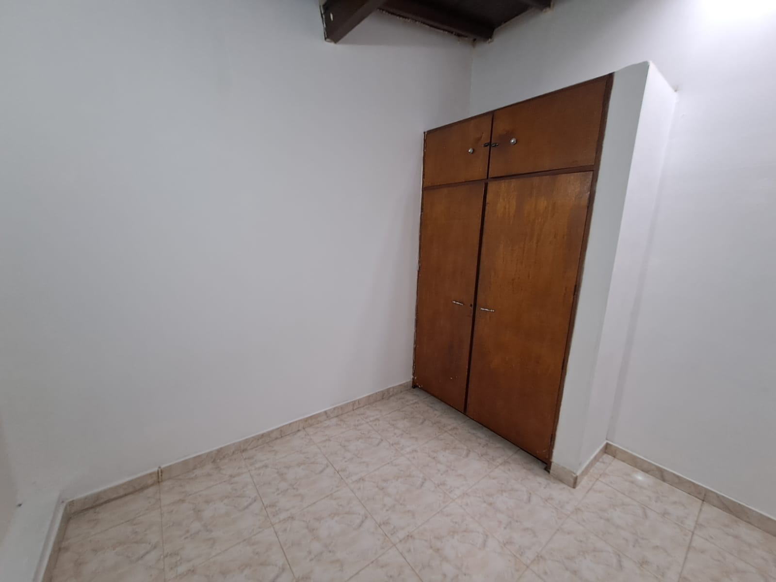 ARRIENDO APARTAESTUDIO MILAGROSA