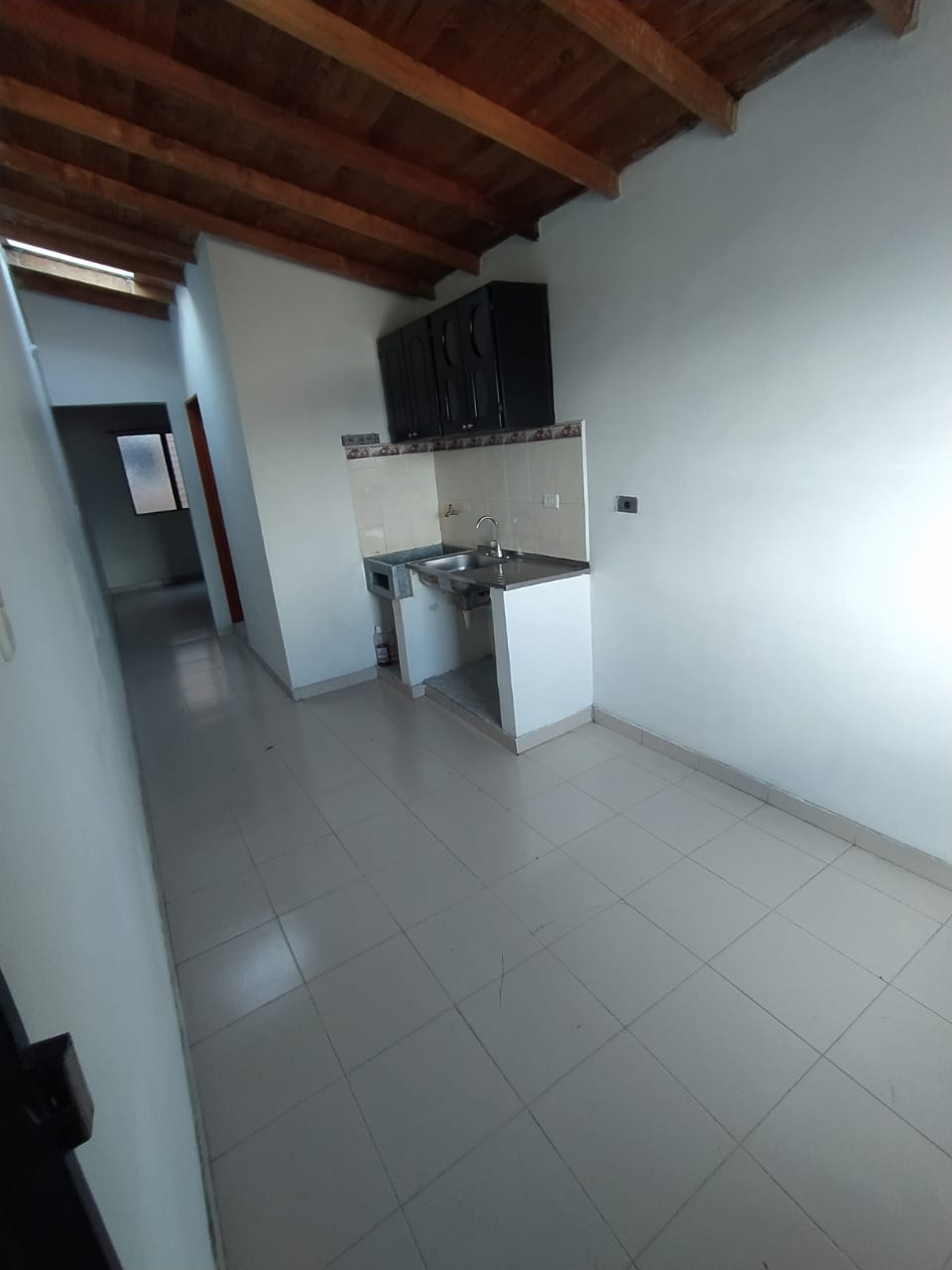 Arriendo Aparta-Estudio Sector La Milagrosa