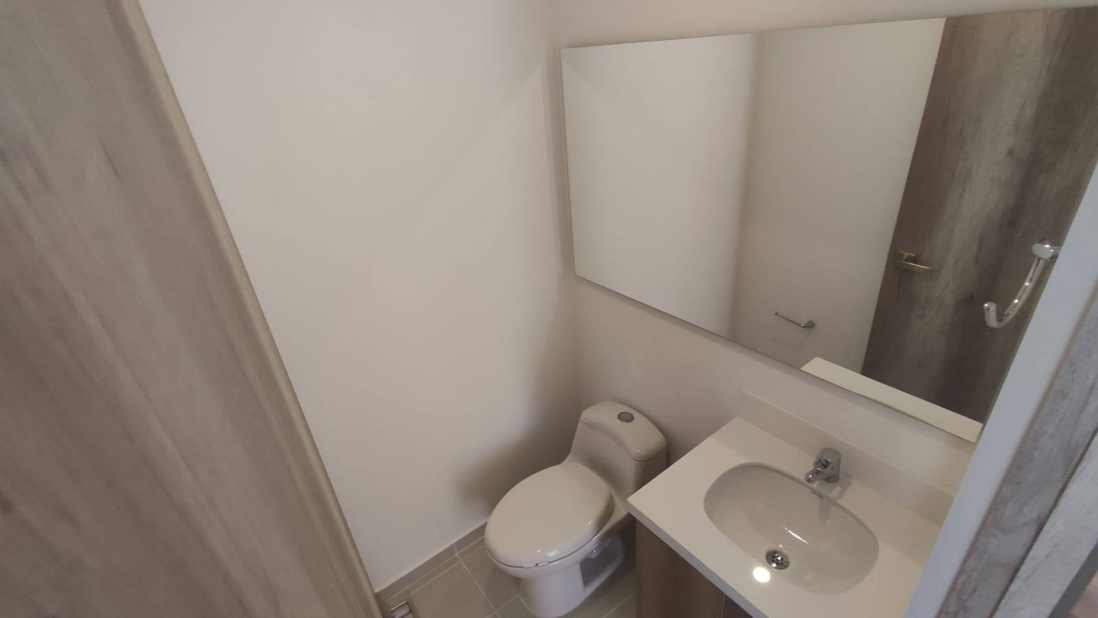 ARRIENDO APARTAMENTO EN CIUDAD DEL RIO