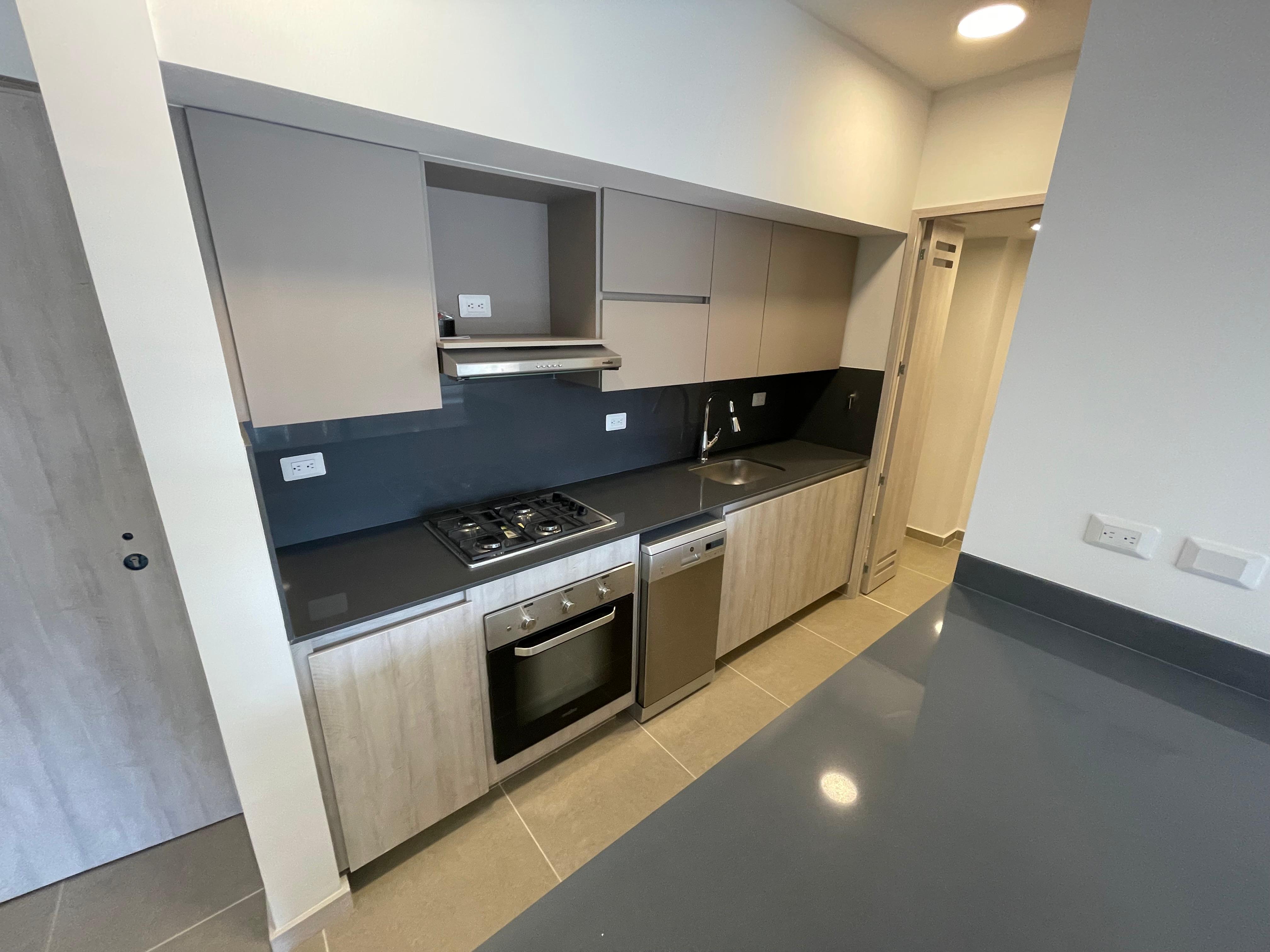 ARRIENDO APARTAMENTO EN CIUDAD DEL RIO