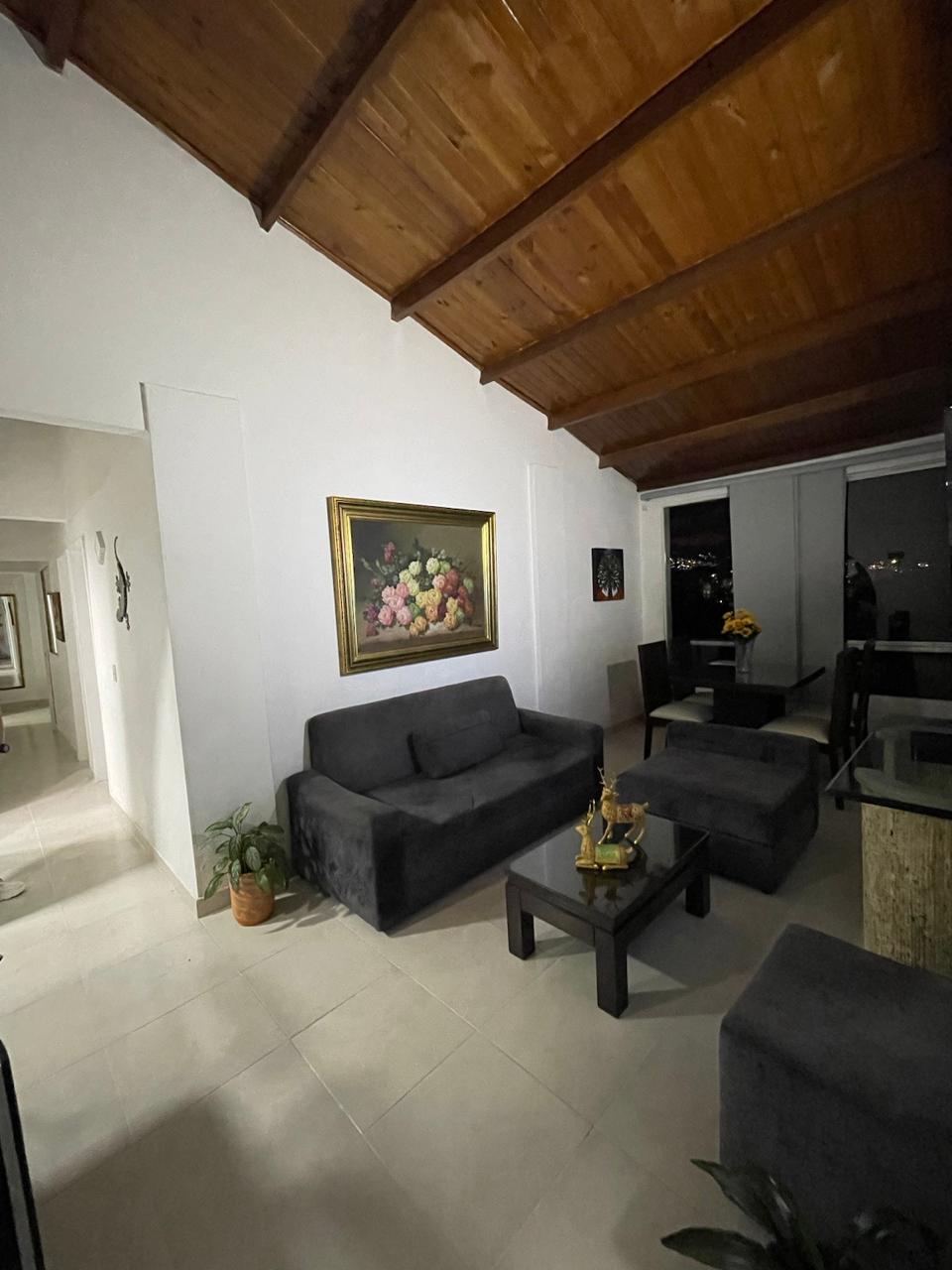 VENDO APARTAMENTO EN ENVIGADO