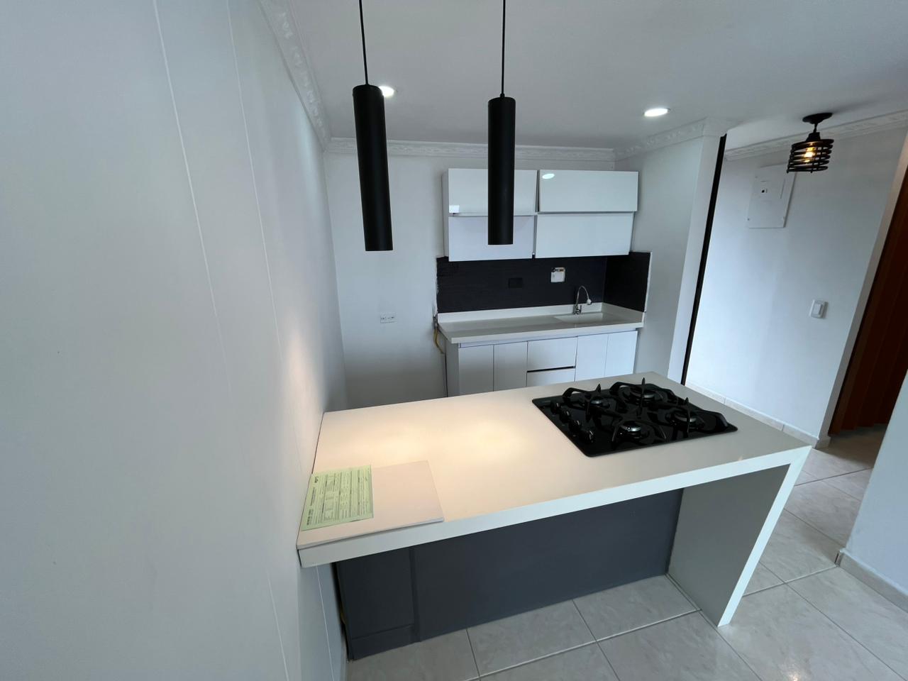 Arriendo Apartamento Loma del Indio