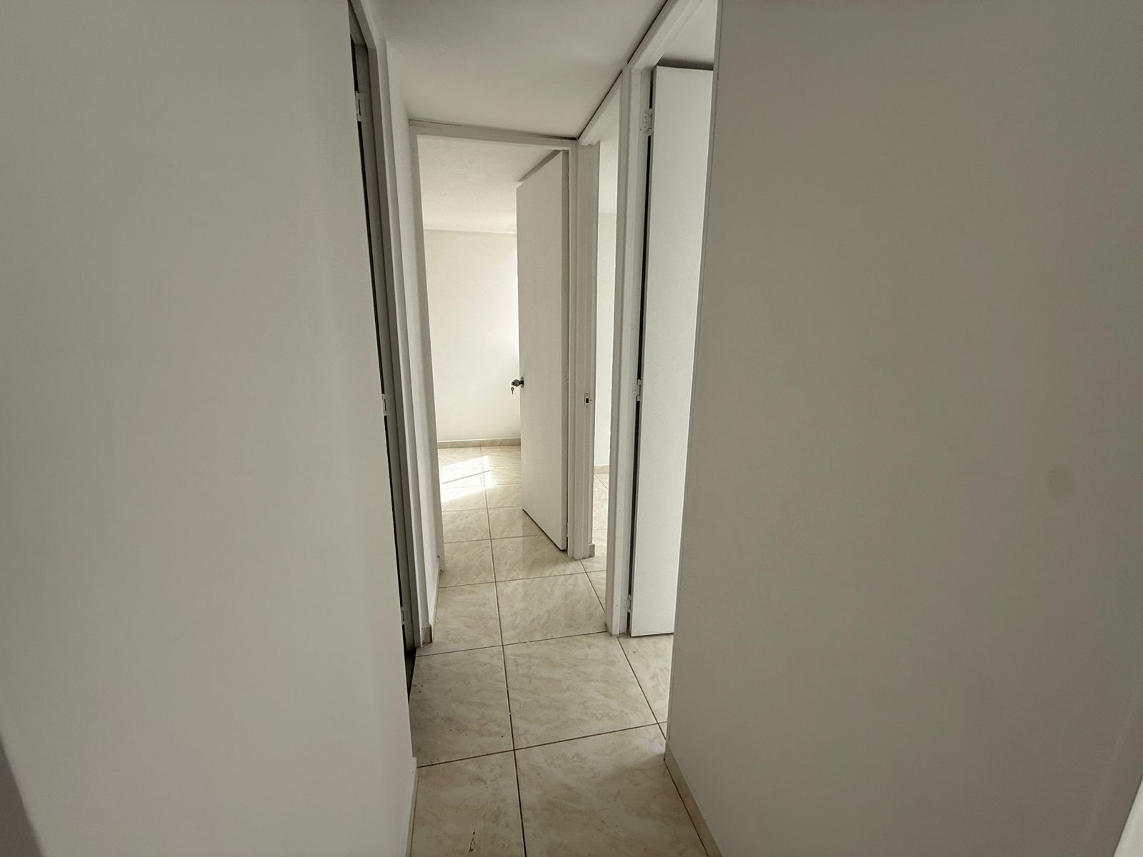 ARRIENDO APARTAMENTO EN ROBLEDO PARTE ALTA