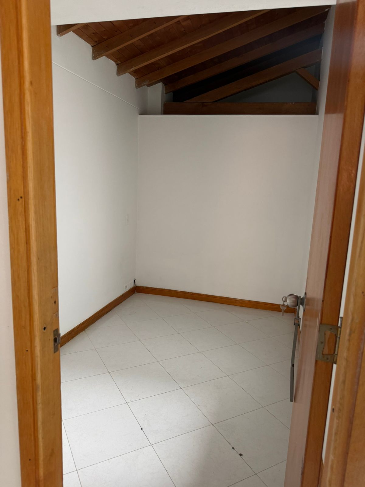 ARRIENDO APARTAMENTO EN ENVIGADO SECTOR LA MESA