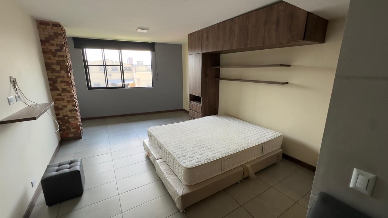 ARRIENDO APARTAESTUDIO EN EL ESTADIO