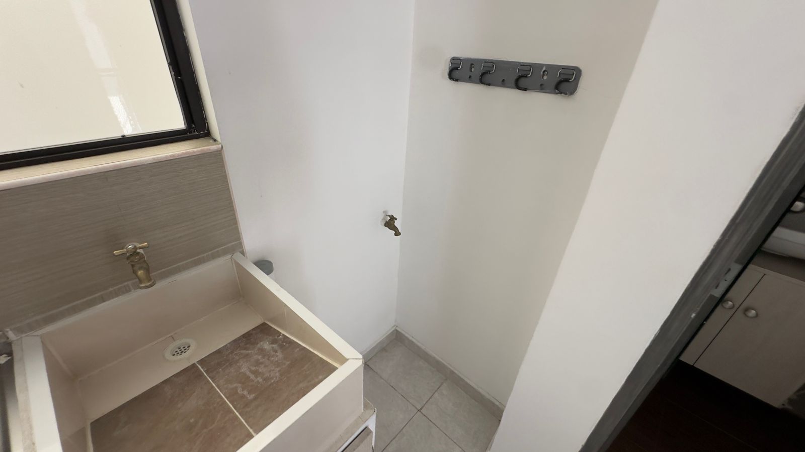 ARRIENDO APARTAESTUDIO EN BELEN LAS MERCEDES