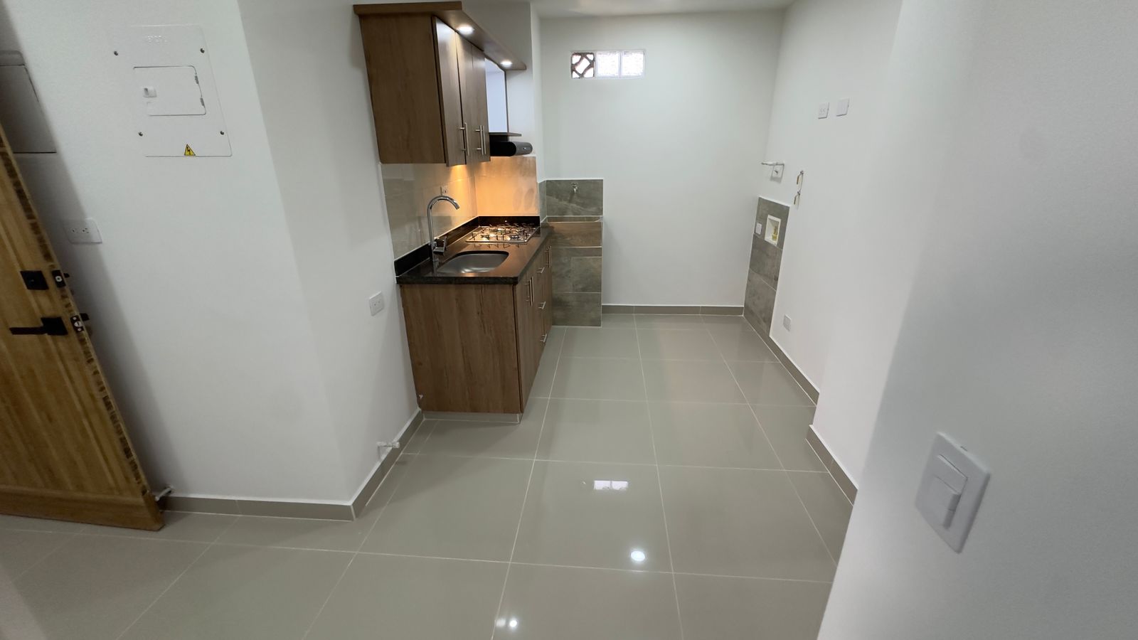 ARRIENDO APARTAMENTO EN EL VELODROMO