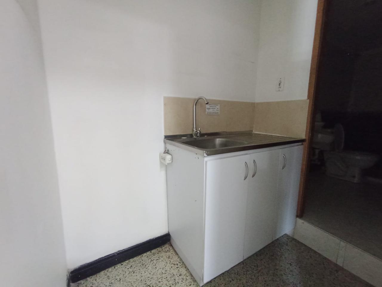 ARRIENDO LOCAL EN EL ESTADIO