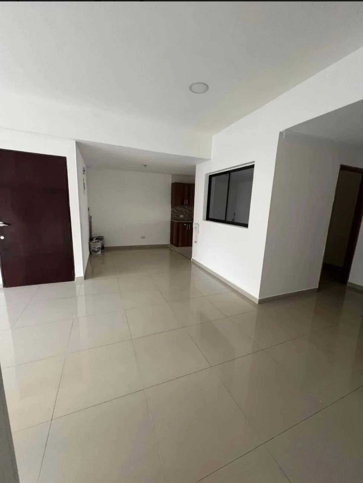 VENDO APARTAMENTO EN  LOS COLORES