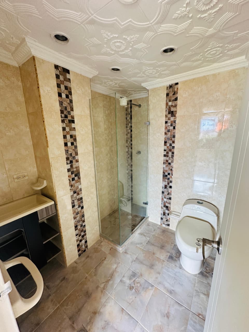 VENDO APARTAMENTO EN LAURELES ESTADIO