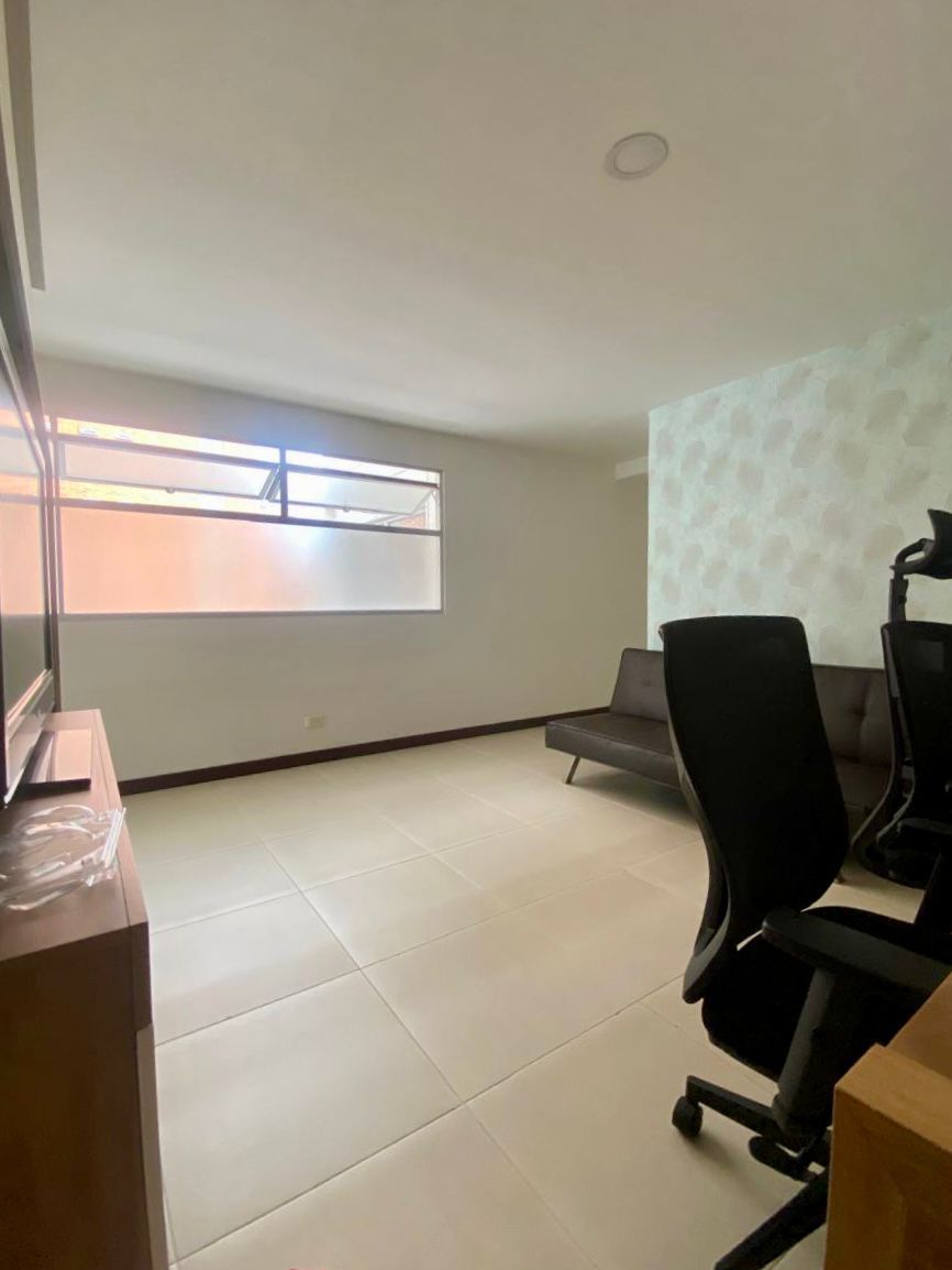 VENDO APARTAMENTO EN EL ESTADIO