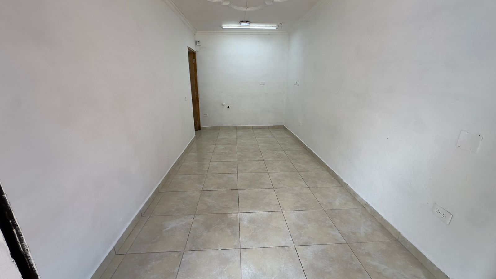 ARRIENDO LOCAL FLORESTA