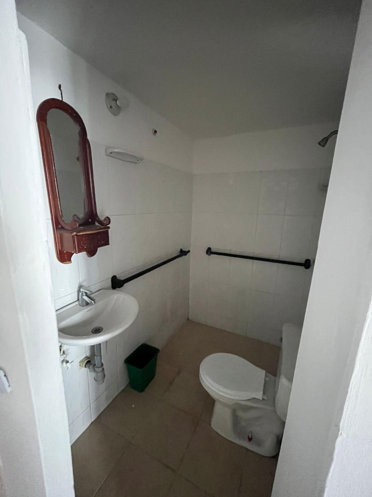 Arriendo Aparta estudio Robledo el Diamante