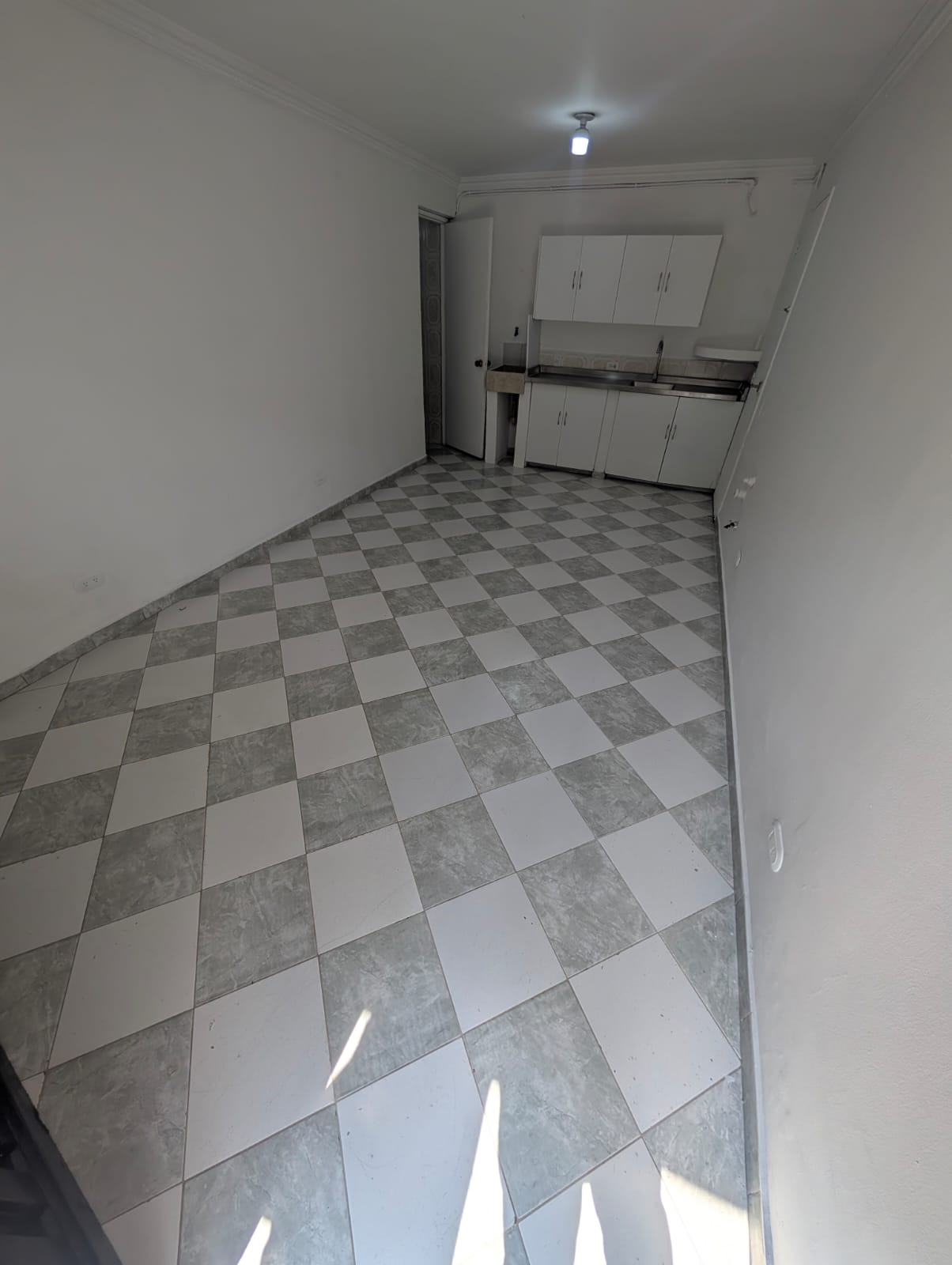 Arriendo Tipo Loft En La Floresta