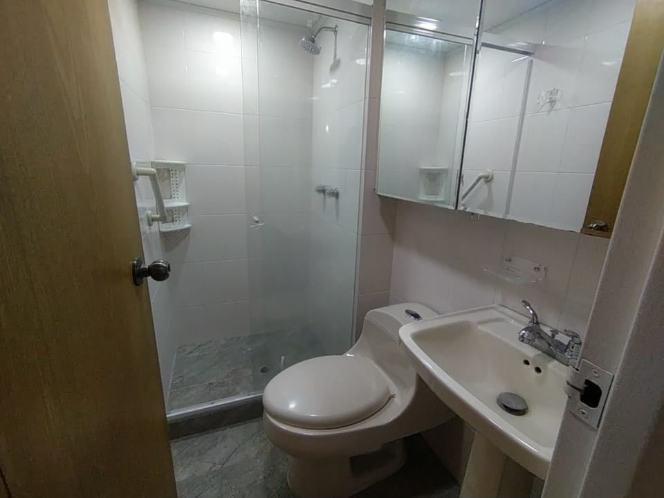 Arriendo Apartamento En Conquistadores