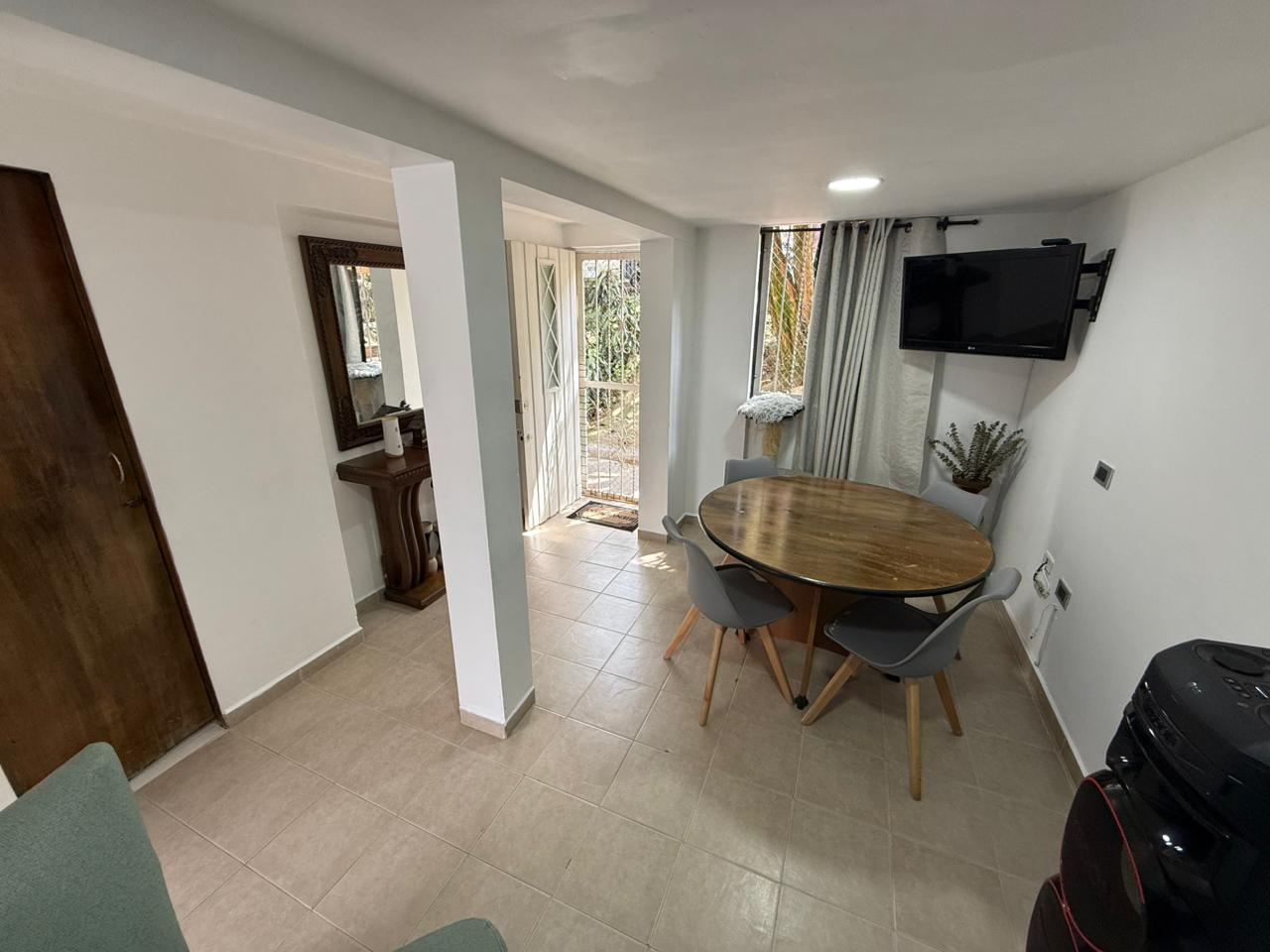 VENDO CASA EN ROBLEDO EL DIAMANTE