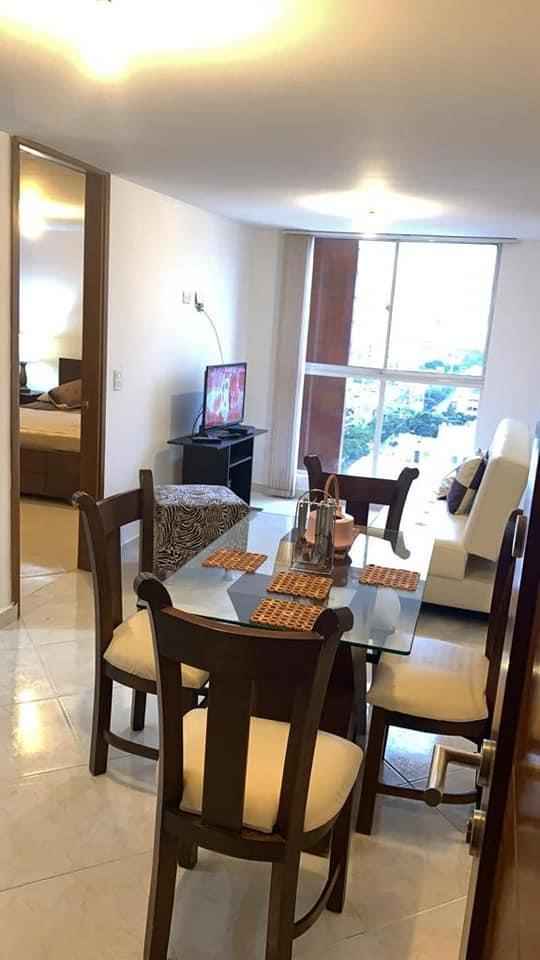 ARRIENDO APARTAESTUDIO EN LAURELES AMOBLADO