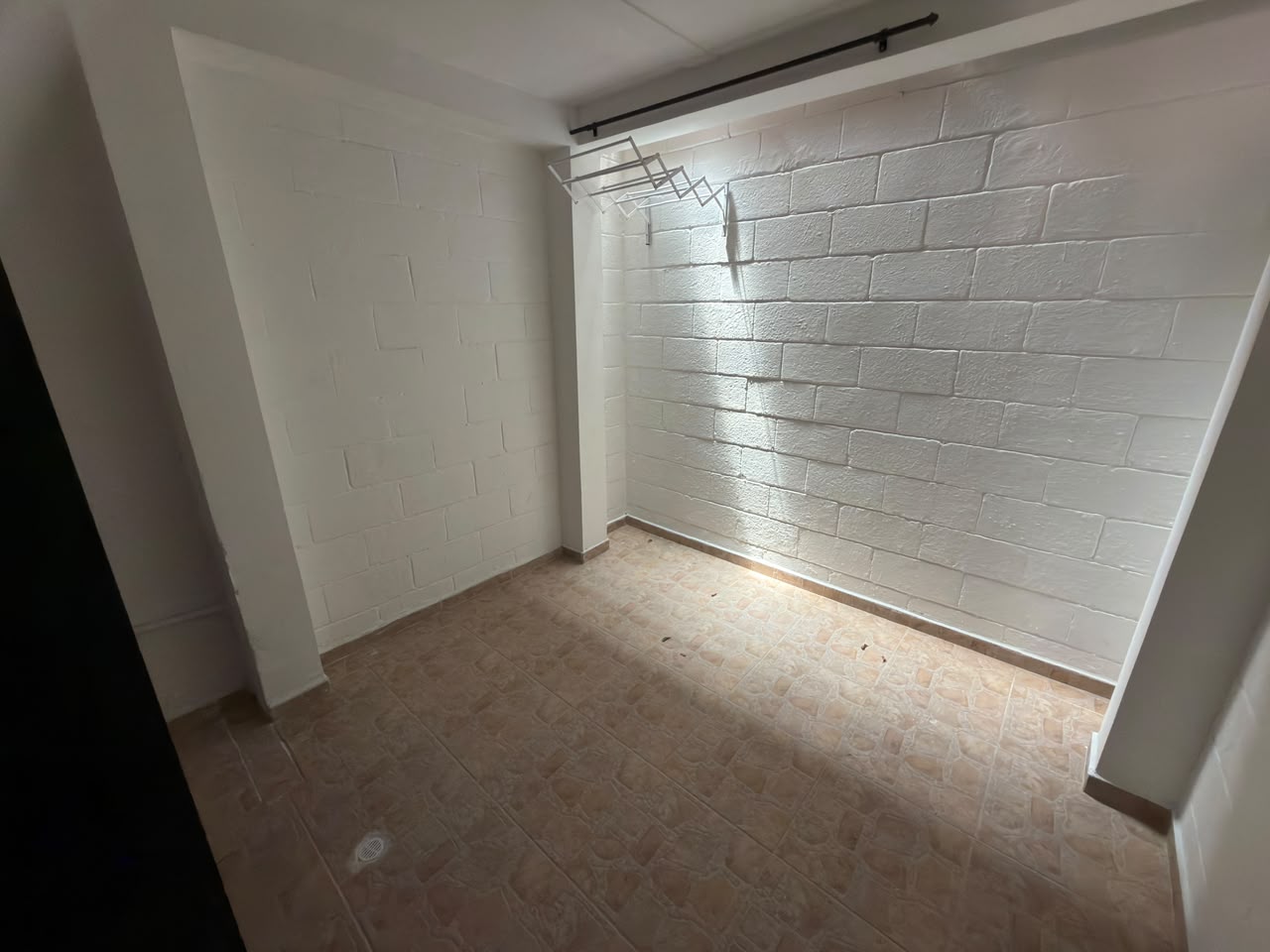 ARRIENDO APARTAESTUDIO EN CALASANZ