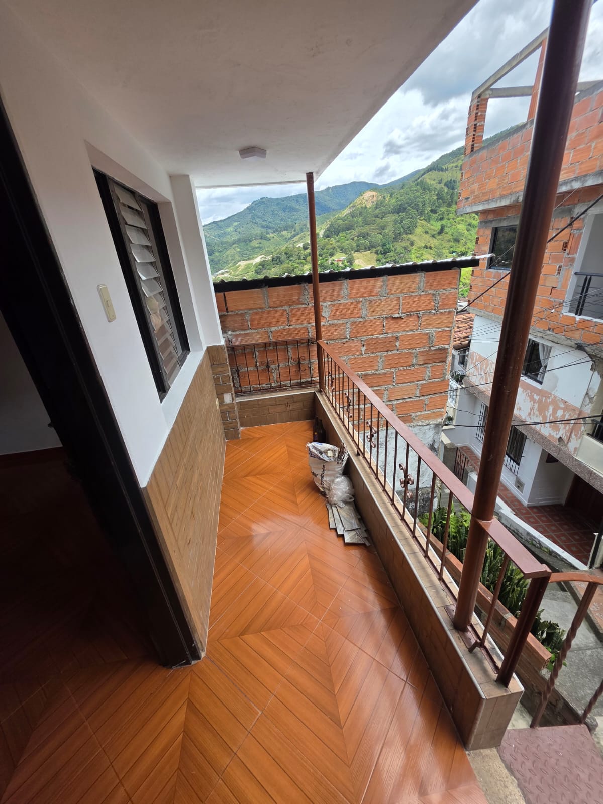 ARRIENDO APARTAMENTO EN SAN JAVIER LA LOMA