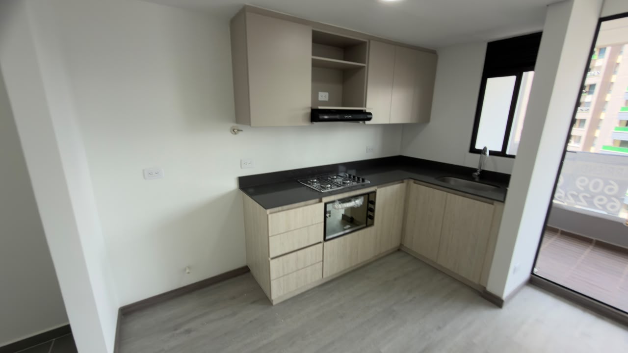 ARRIENDO APARTAMENTO EN TIERRA GRATA POBLADO